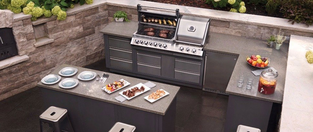 Outdoor Kitchens